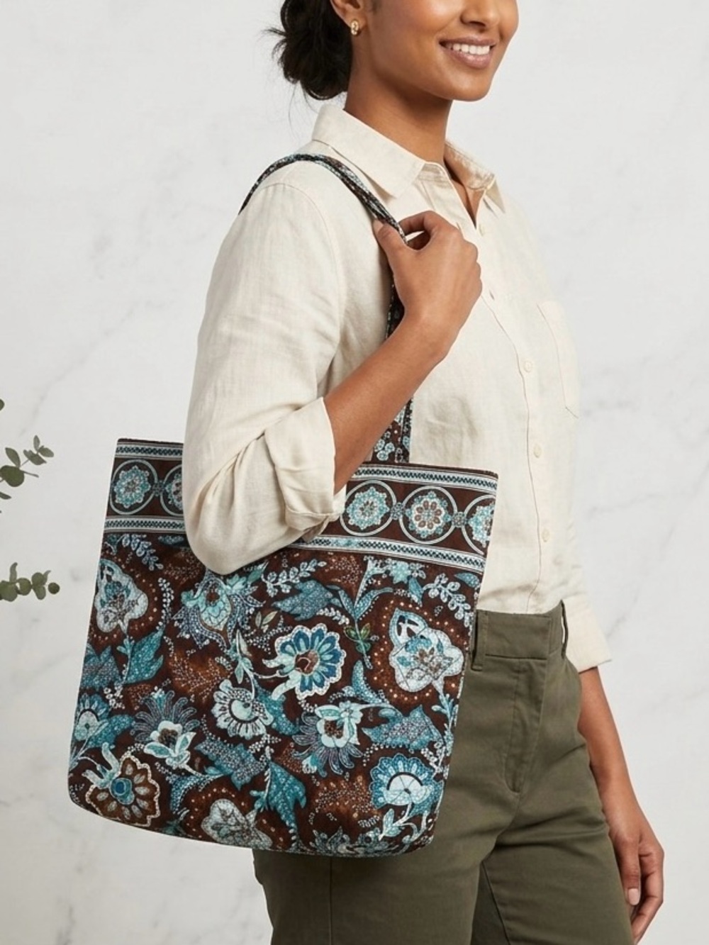 Vera Bradley Java Blue Medium Toggle Tote